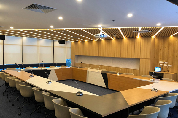 Why Do We Need to Use Wireless Microphones?